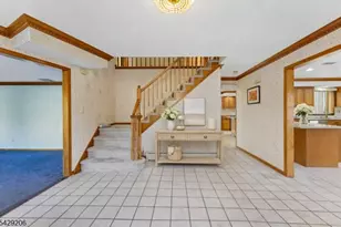 86 Timberline Dr, Wayne Twp., NJ 07470 - Photo 4