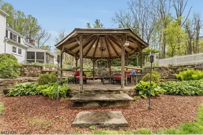 499 Shire Rd, Holland Township, NJ 08848 - Photo 6