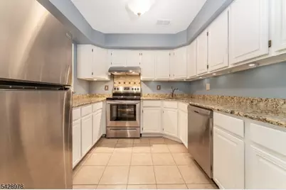 2 Daniel Ct, Lebanon, NJ 08833 - Photo 10