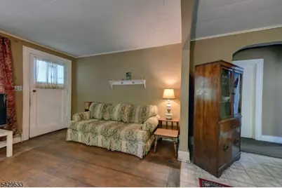 86 Greenwood Ave, Pequannock Township, NJ 07440 - Photo 10