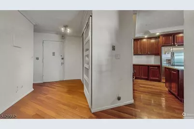 7002 Kennedy Blvd, Guttenberg, NJ 07093 - Photo 18