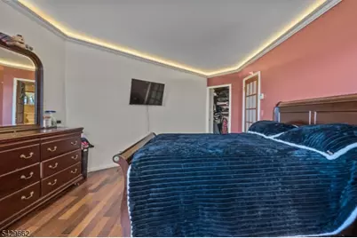 7002 Kennedy Blvd, Guttenberg, NJ 07093 - Photo 12