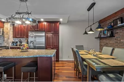 7002 Kennedy Blvd, Guttenberg, NJ 07093 - Photo 4