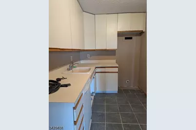 10 N Wood Ave #518, Linden, NJ 07036 - Photo 10