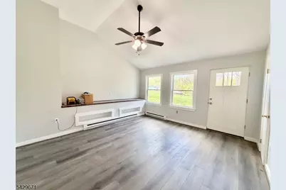 99 Municipal Dr #1B, Pohatcong Township, NJ 08865 - Photo 4
