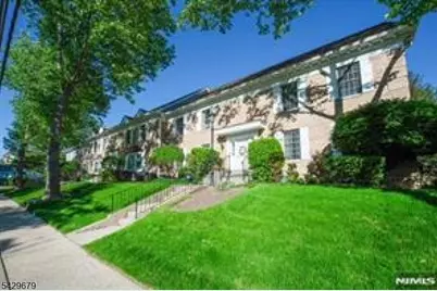 11 S Maple #B, Park Ridge, NJ 07656 - Photo 2