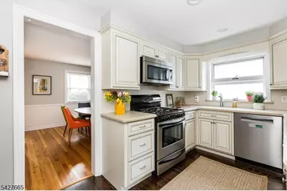 199 Stonehouse Rd, Bloomfield Twp., NJ 07028 - Photo 20