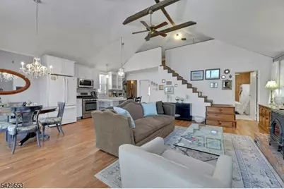 75 Witte Rd, West Milford, NJ 07421 - Photo 8