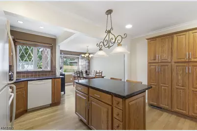 571 Orchard St, Rahway, NJ 07065 - Photo 6