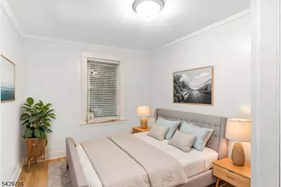 11 Sunset Ave, Newark, NJ 07106 - Photo 10
