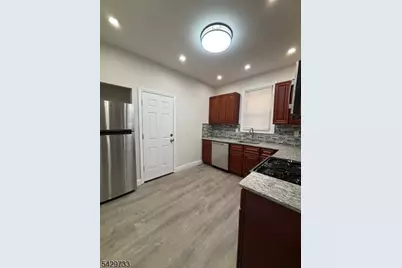 811 S 13th St, Newark, NJ 07108 - Photo 2