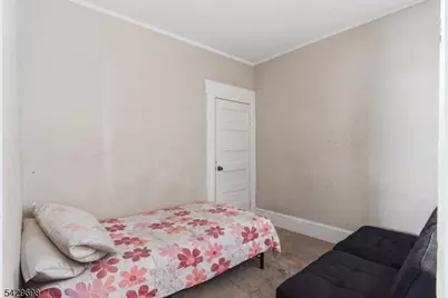 530 Norwood St, East Orange, NJ 07018 - Photo 10