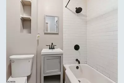 530 Norwood St, East Orange, NJ 07018 - Photo 16