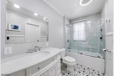 335 Elmira Trl, Hopatcong, NJ 07843 - Photo 18