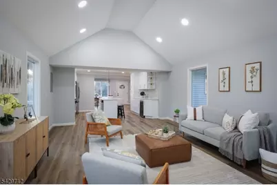 81 Hutchinson St, Clark Township, NJ 07066 - Photo 16