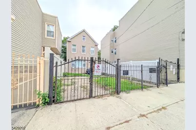 203 Lake St, Newark, NJ 07104 - Photo 1