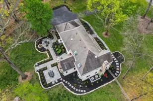 4 Flintlock Rd, Readington, NJ 08822 - Photo 2