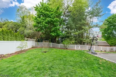 372 E Shore Trl, Sparta Township, NJ 07871 - Photo 28