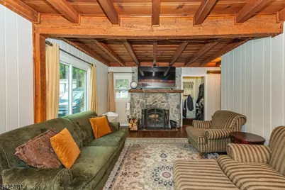 372 E Shore Trl, Sparta Township, NJ 07871 - Photo 14