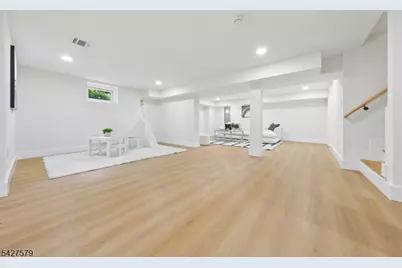 216 Gregory Ave, West Orange Township, NJ 07052 - Photo 32