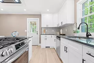 8 Andrea Dr, Vernon, NJ 07462 - Photo 8