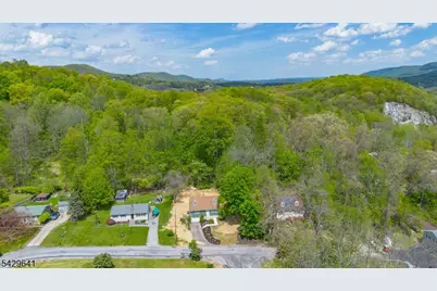 8 Andrea Dr, Vernon, NJ 07462 - Photo 28