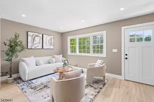 8 Andrea Dr, Vernon, NJ 07462 - Photo 6