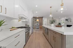 105 Wyoming St, Westfield, NJ 07090 - Photo 2