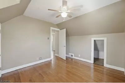 2 Lloyd Pl, Belleville, NJ 07109 - Photo 16