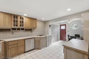 2 Lloyd Pl, Belleville, NJ 07109 - Photo 20