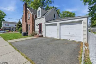 2 Lloyd Pl, Belleville, NJ 07109 - Photo 30