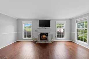 601 Lindsley Ct, Burlington Twp., NJ 08016 - Photo 4