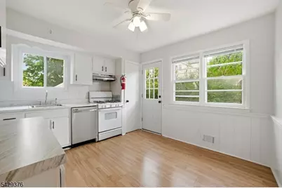 59 Bernards Ave Unit #A, Bernardsville, NJ 07924 - Photo 8