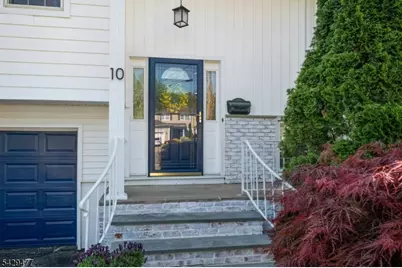 10 Ronald Ter, Springfield, NJ 07081 - Photo 4