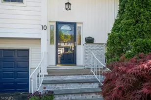 10 Ronald Terrace, Springfield, NJ 07081 - Photo 4