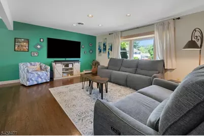 10 Ronald Ter, Springfield, NJ 07081 - Photo 6