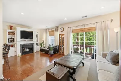 212 Riverwalk Way, Clifton, NJ 07014 - Photo 12