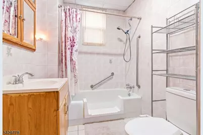 73-75 Knickerbocker Ave, Paterson, NJ 07503 - Photo 8