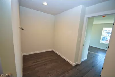 604 Willow Ave #Left, Garwood, NJ 07027 - Photo 10