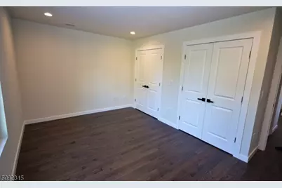 604 Willow Ave #Left, Garwood, NJ 07027 - Photo 8