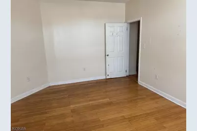 45 Ogden St, Newark, NJ 07104 - Photo 32