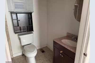 45 Ogden St, Newark, NJ 07104 - Photo 18