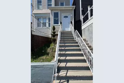 45 Ogden St, Newark, NJ 07104 - Photo 4