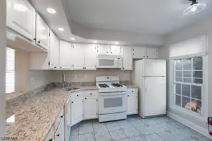 2708 Pinhorn Dr, Bridgewater Twp., NJ 08807 - Photo 2