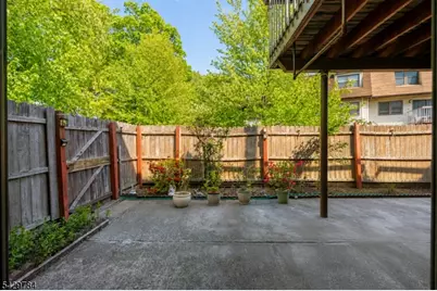 1401 N Oaks Blvd, North Brunswick Township, NJ 08902 - Photo 24