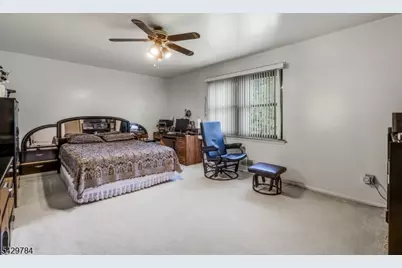 1401 N Oaks Blvd, North Brunswick Township, NJ 08902 - Photo 14
