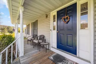 9 Carriage Ln, Hardyston Township, NJ 07419 - Photo 4
