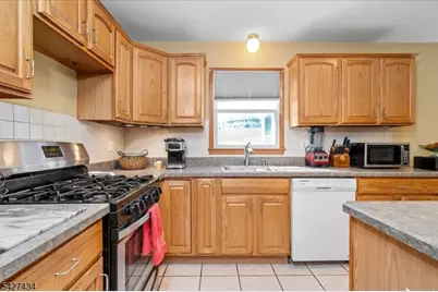9 Carriage Ln, Hardyston Township, NJ 07419 - Photo 26