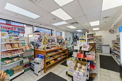 329 Broad St, Bloomfield, NJ 07003 - Photo 8