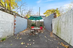 50 Underwood St, Newark, NJ 07106 - Photo 32